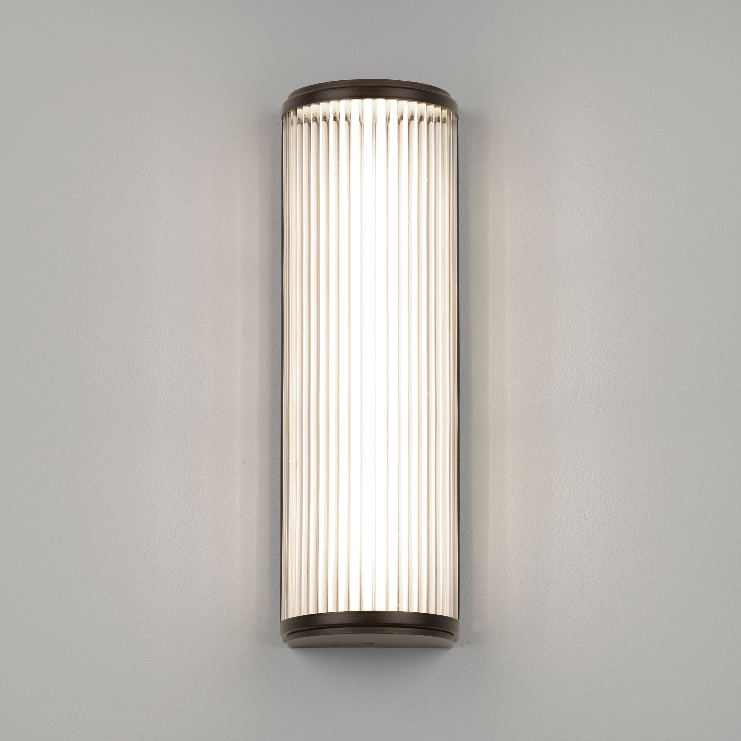 Настенный светильник Astro Lighting Versailles 400 Phase диммируемая 2700K