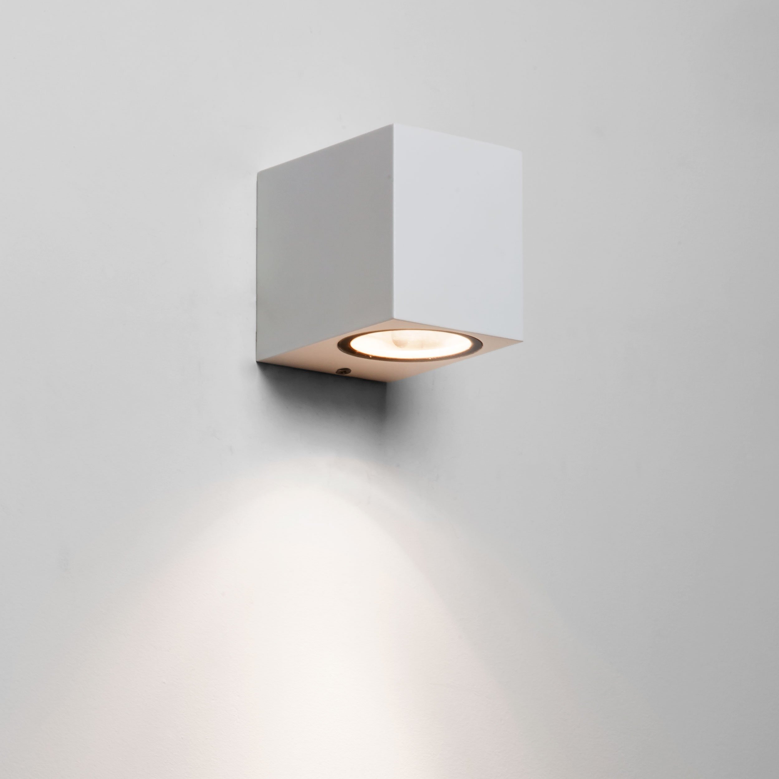 Уличный светильник Astro Lighting Chios 80 фото 4