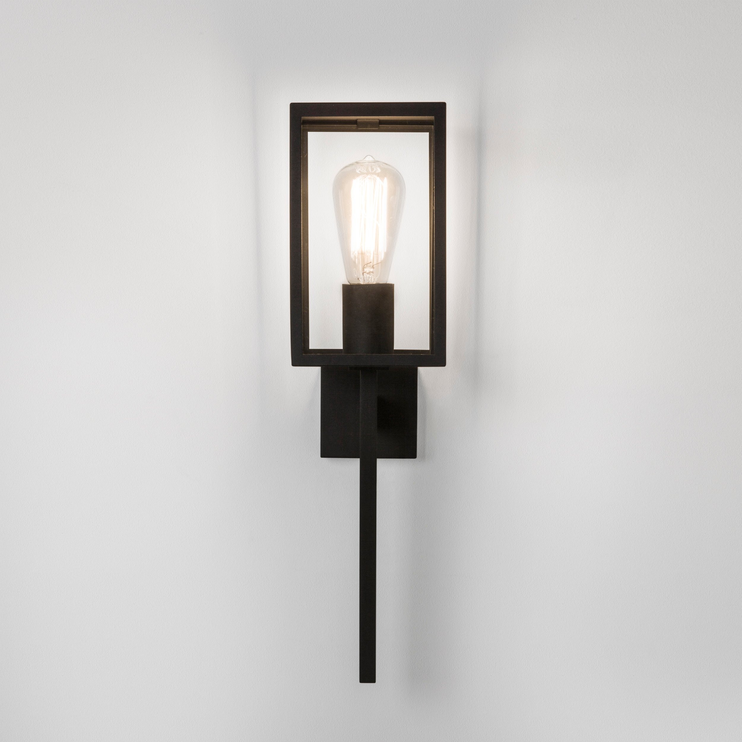 Уличный светильник Astro Lighting Coach 130