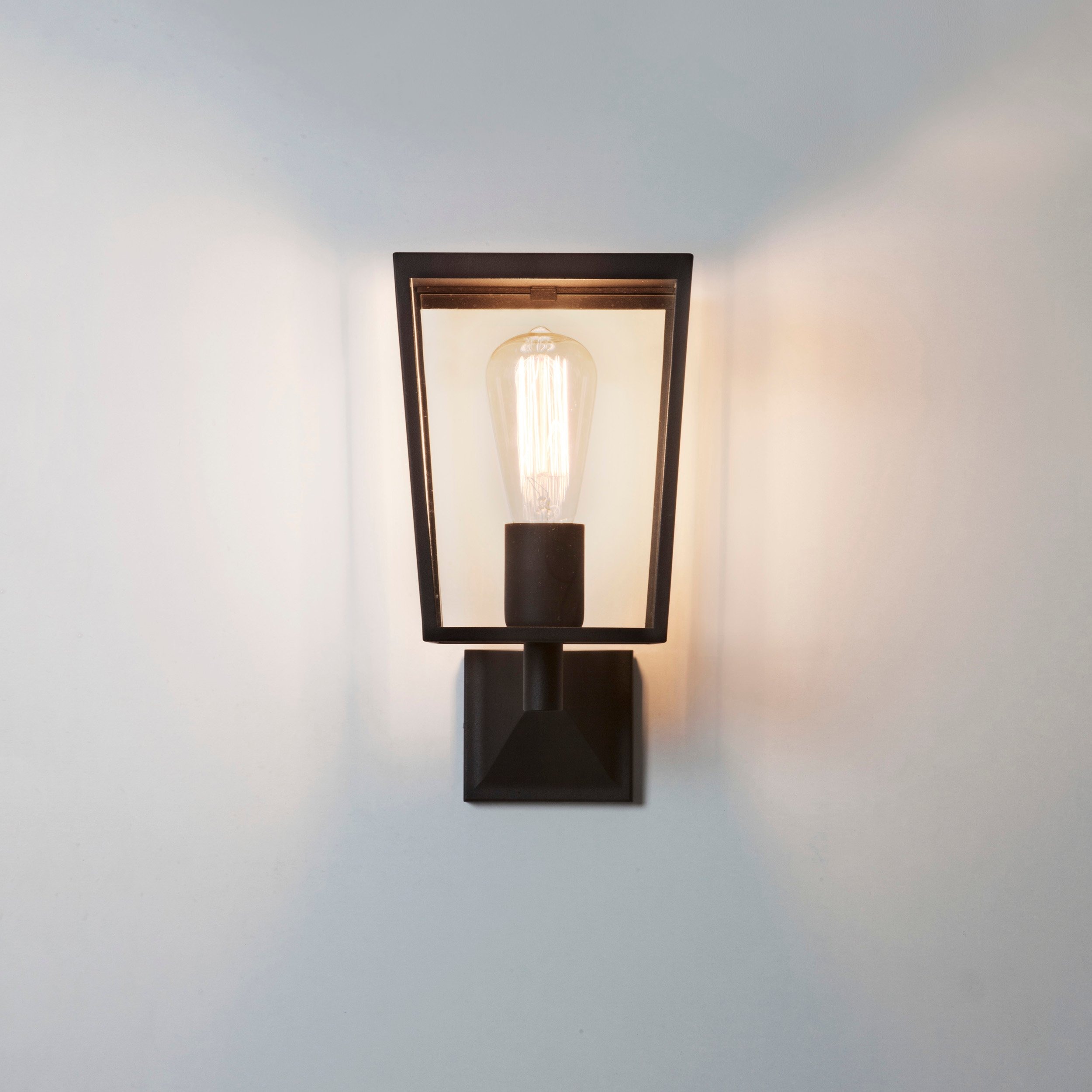 Уличный светильник Astro Lighting Farringdon фото 2
