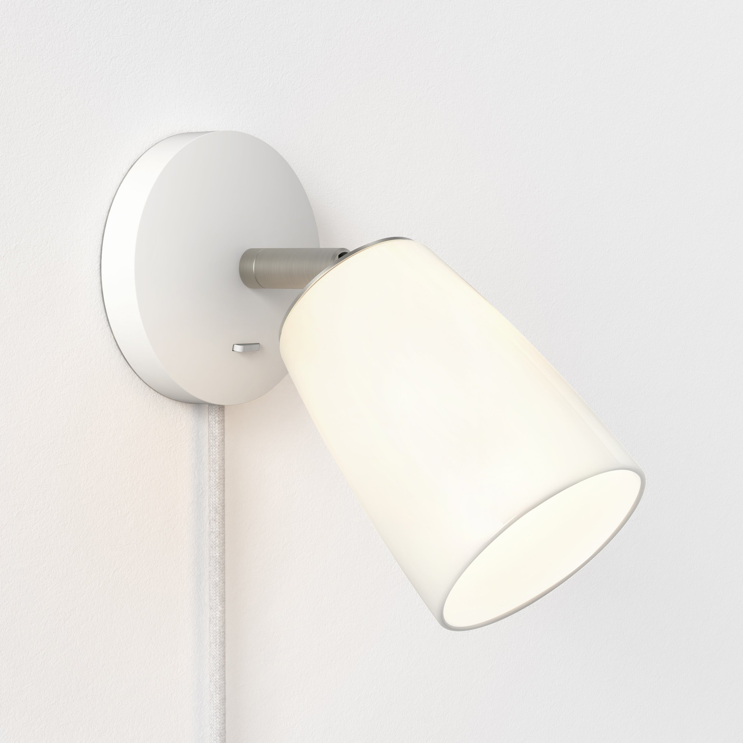 Настенный светильник Astro Lighting Carlton Plug-In