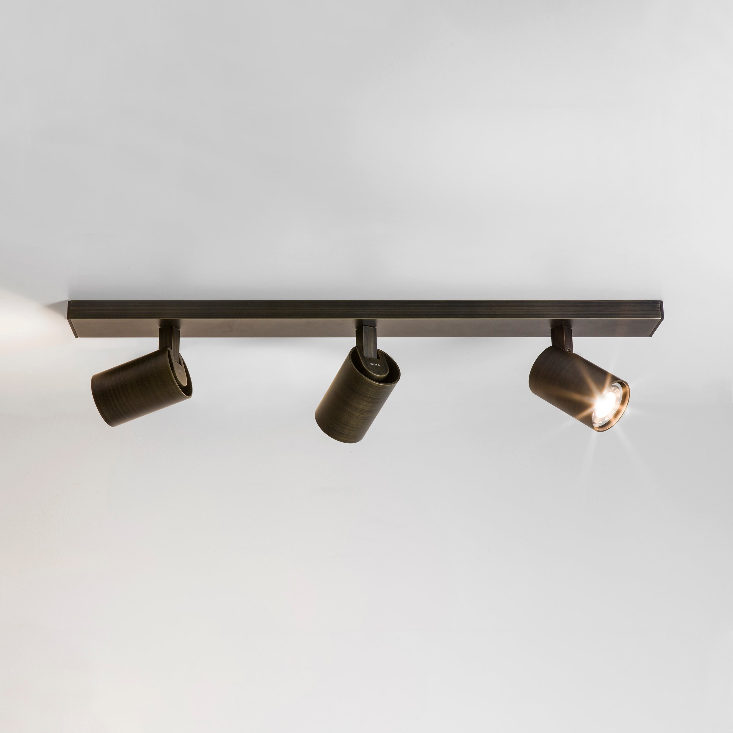 Потолочный светильник Astro Lighting Ascoli Triple Bar