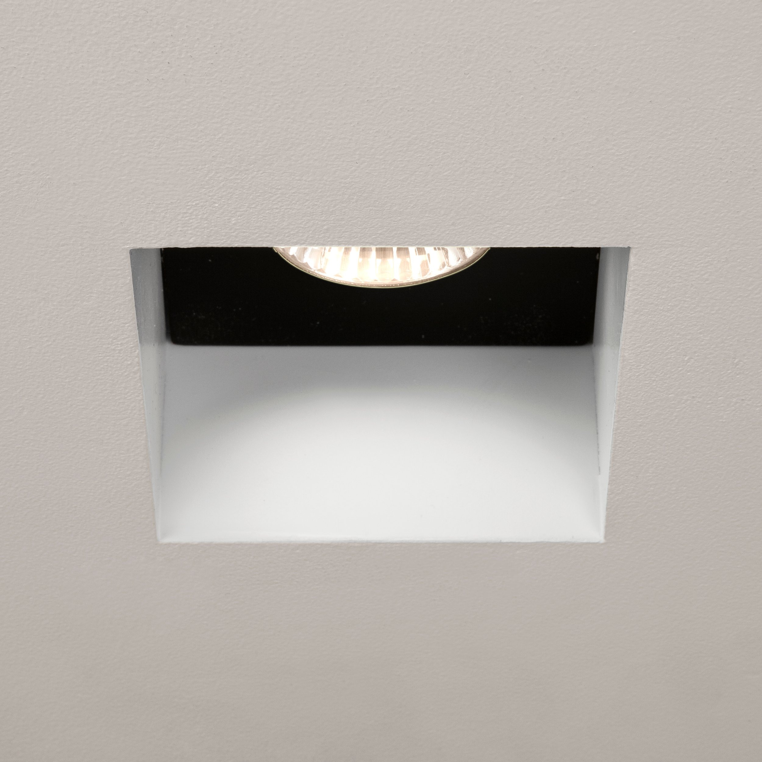 Встраиваемый светильник Astro Lighting Trimless Square фото 2