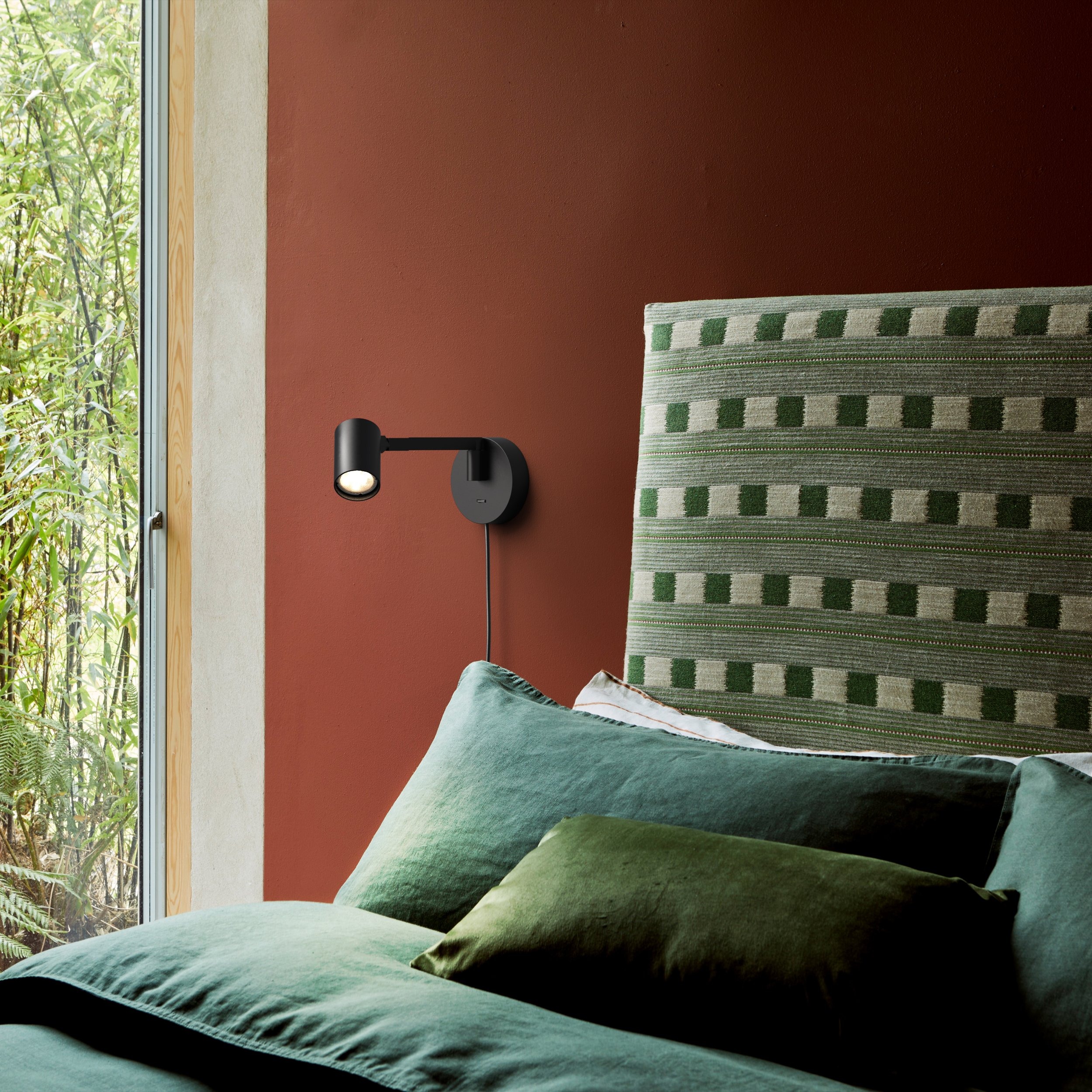 Настенный светильник Astro Lighting Ascoli Swing Plug In фото 8